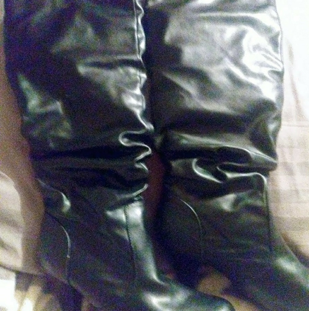 Knee high sexy boots